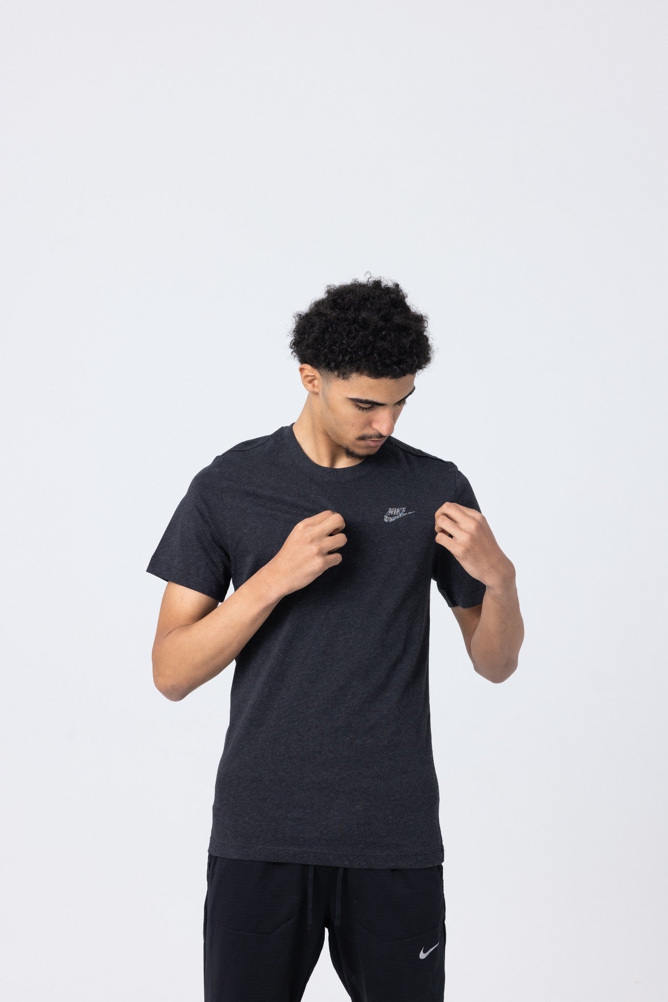 Nike NSW Club T-Shirt Sustainable Materials (Black)
