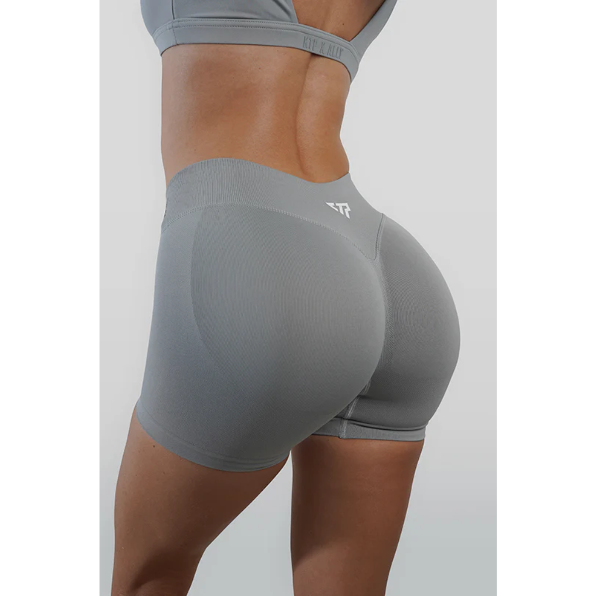 KEEPTHATPUMP Recoil Scrunch Shorts (Light Grey)