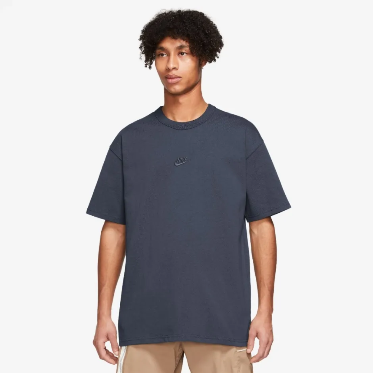 Nike Sportswear Premium Essentials T-Shirt (Thunder Blue)