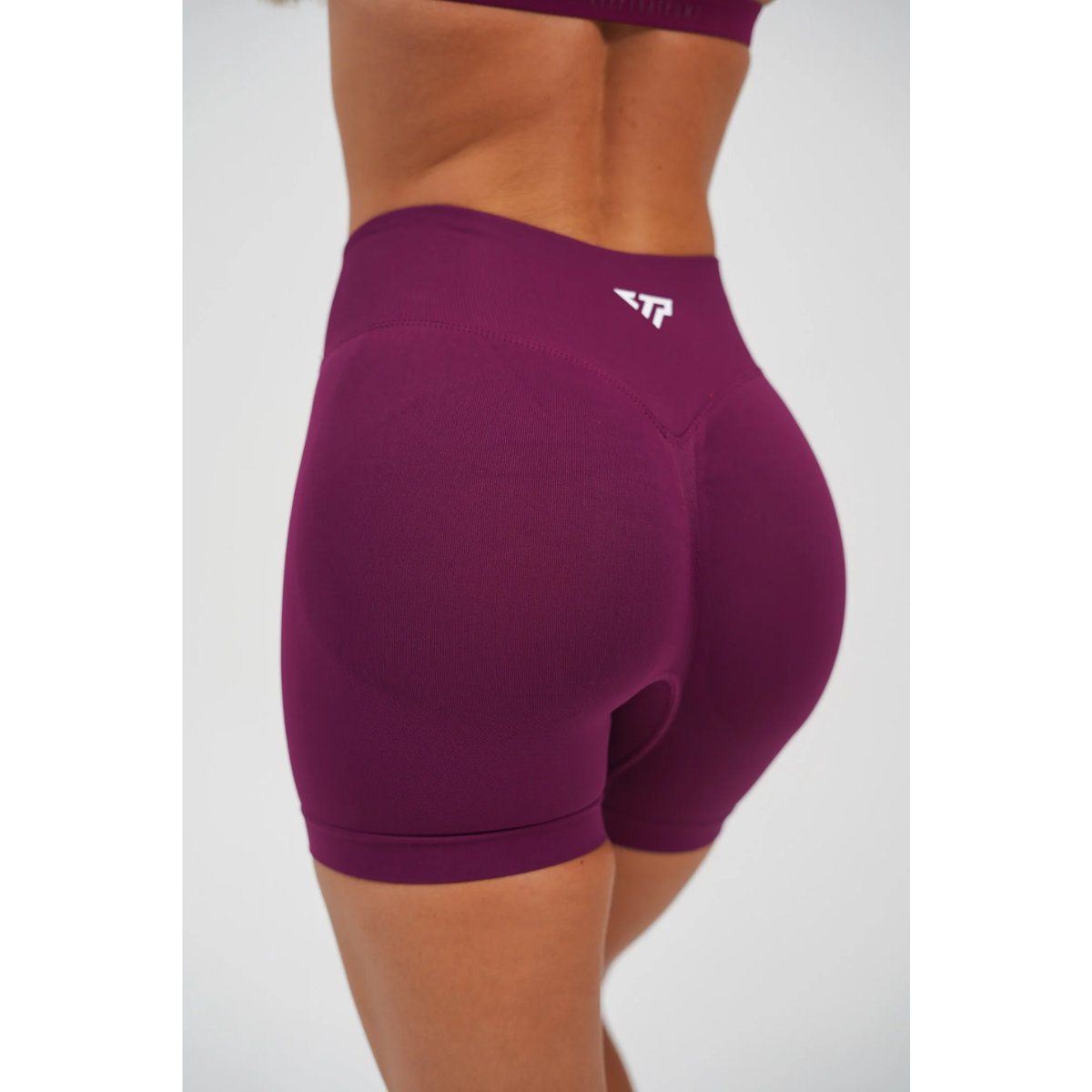 KEEPTHATPUMP Recoil Scrunch Shorts (Berry)