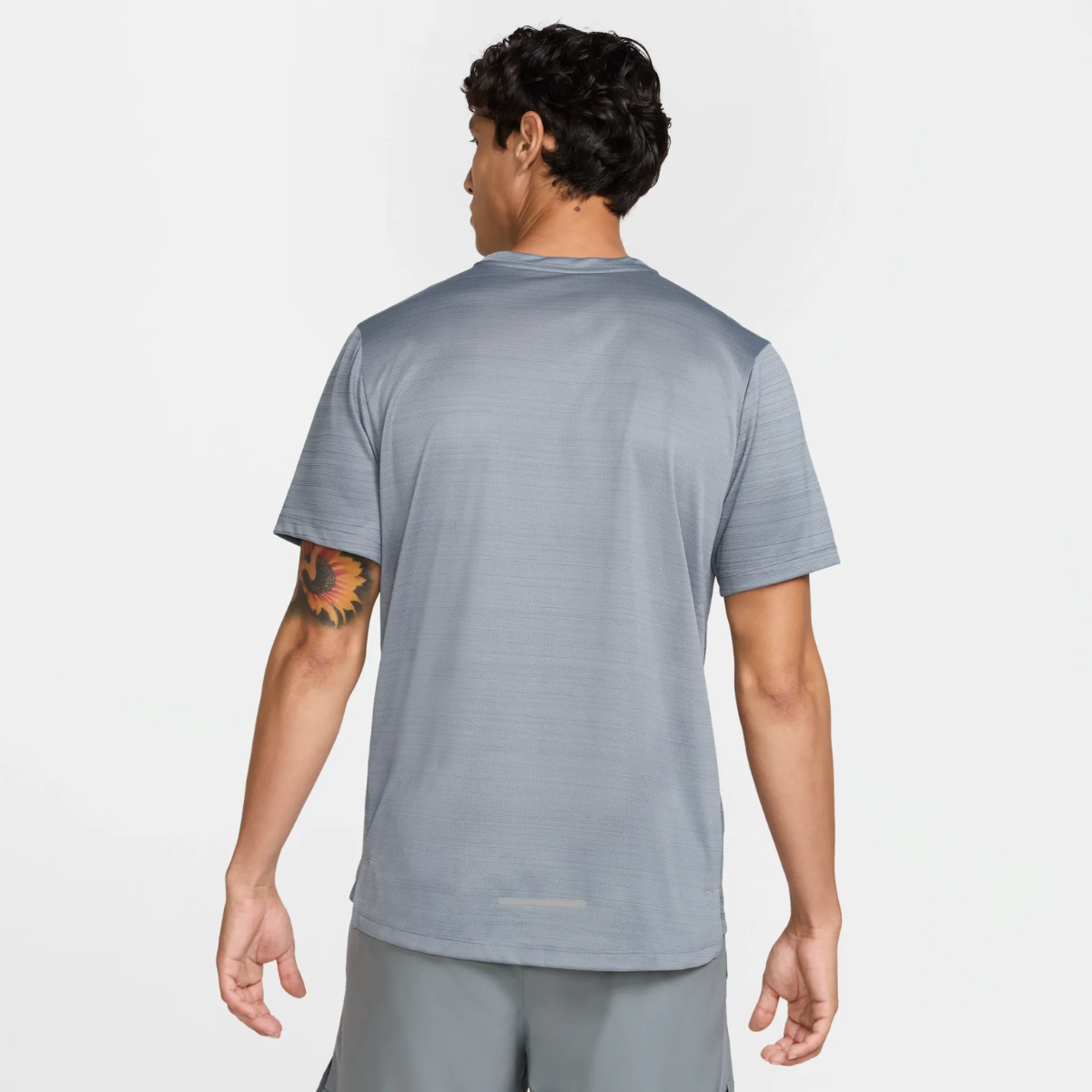 Nike Dri-Fit Miler 1.0 T-Shirt (Smoke Grey)