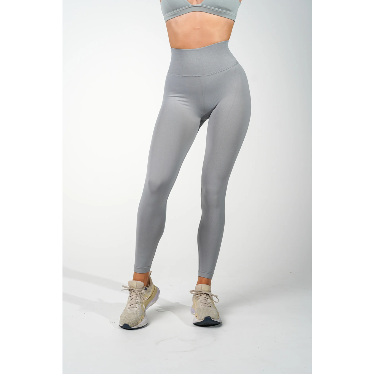 KEEPTHATPUMP Core Scrunch Leggings (Light Grey)