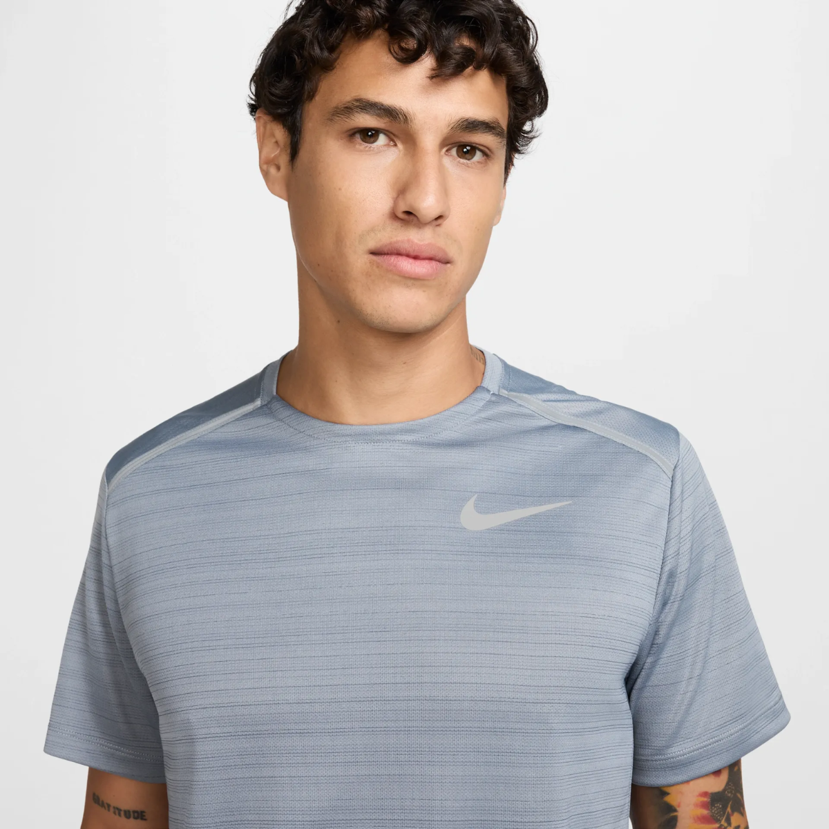 Nike Dri-Fit Miler 1.0 T-Shirt (Smoke Grey)