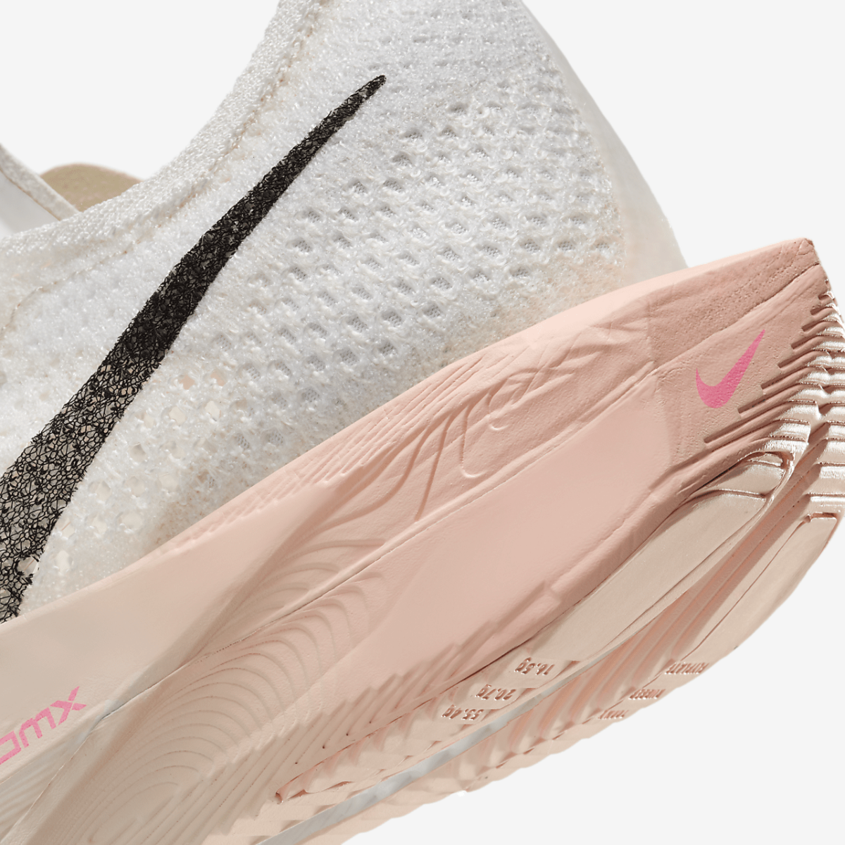 Nike ZoomX Vaporfly Next% 3 (Guava Ice)