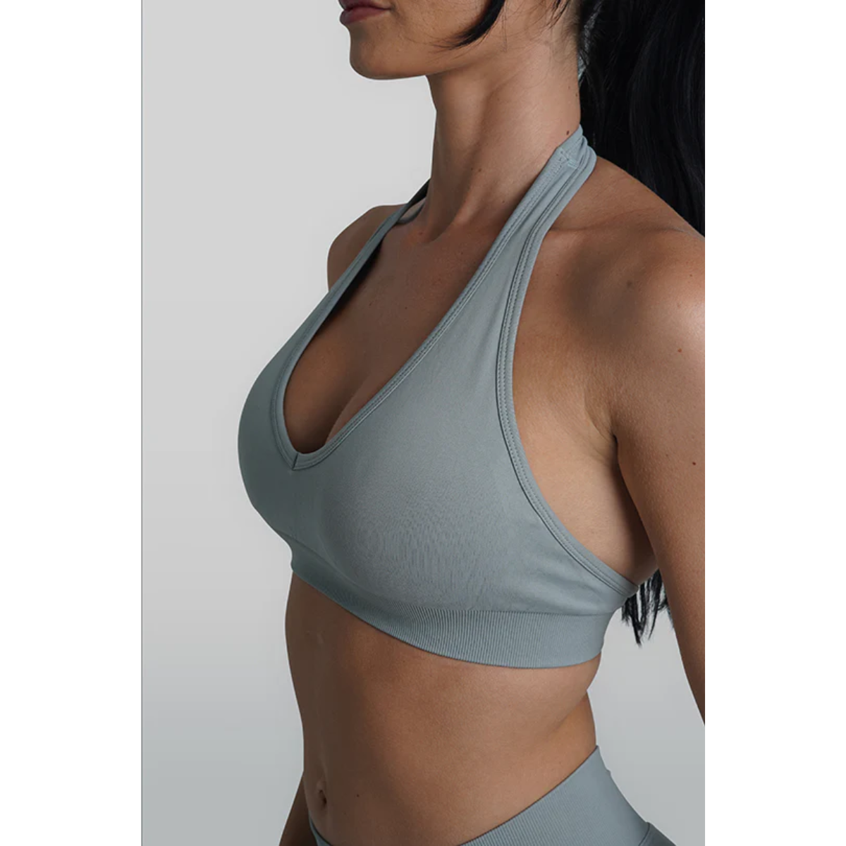 KEEPTHATPUMP Recoil Halter Crop (Light Grey)