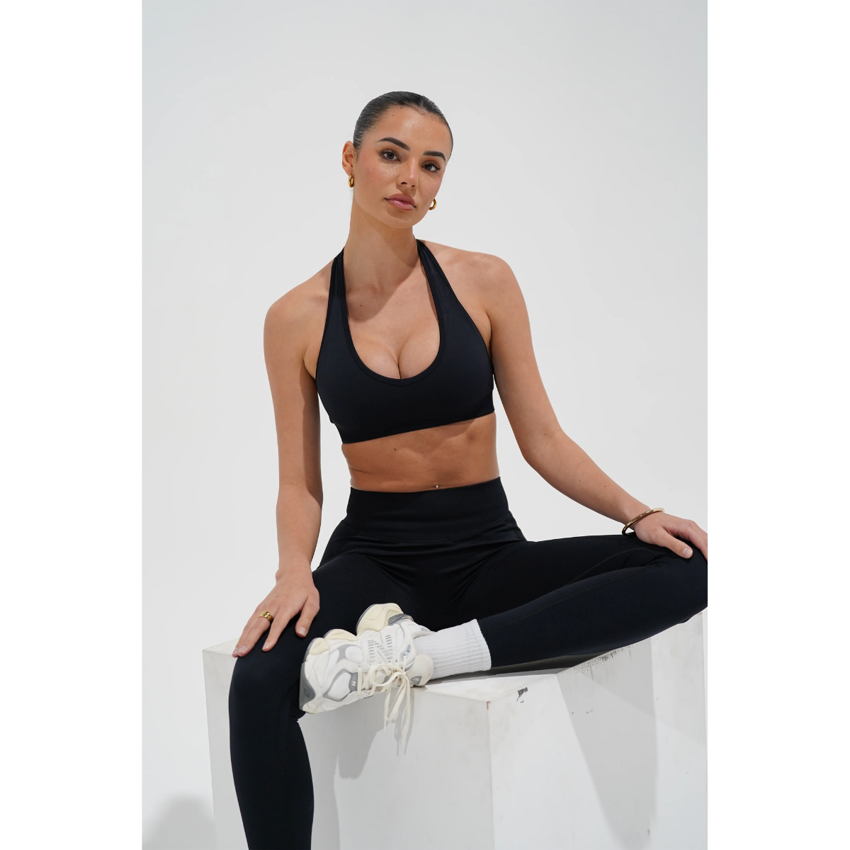 KEEPTHATPUMP Recoil Halter Crop (Black)