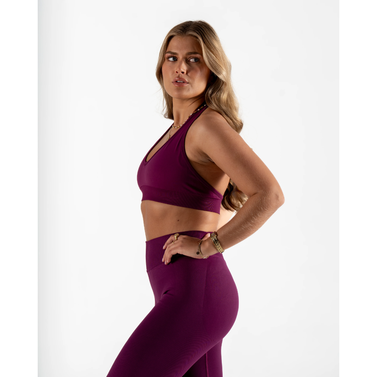 KEEPTHATPUMP Recoil Halter Crop (Berry)