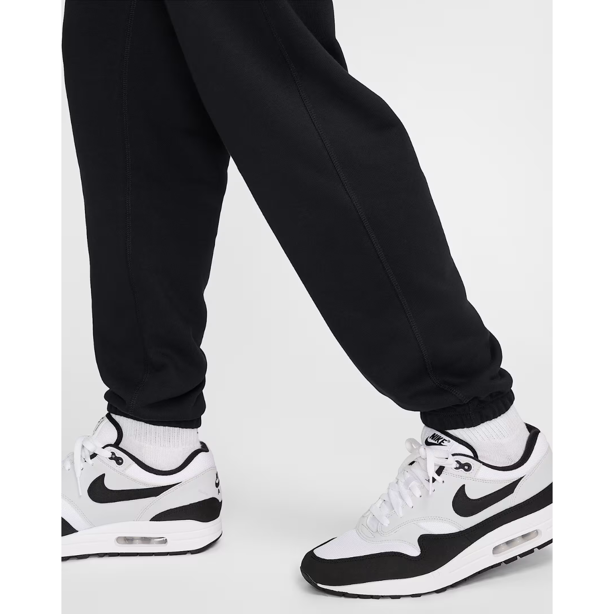 Nike Club Men's French Terry Cuff Pants (Black/White)