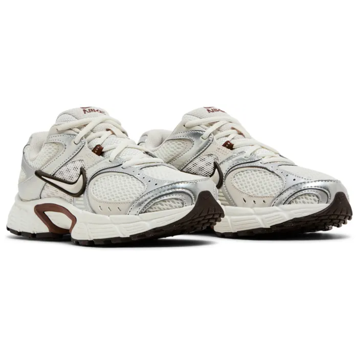Nike V5 RNR (Sail/Orewood Brown)