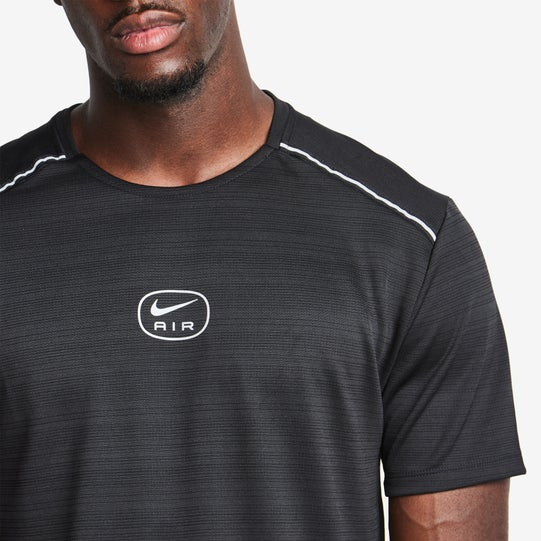 Nike Sportswear Air Run Dri-Fit T-Shirt (Black)