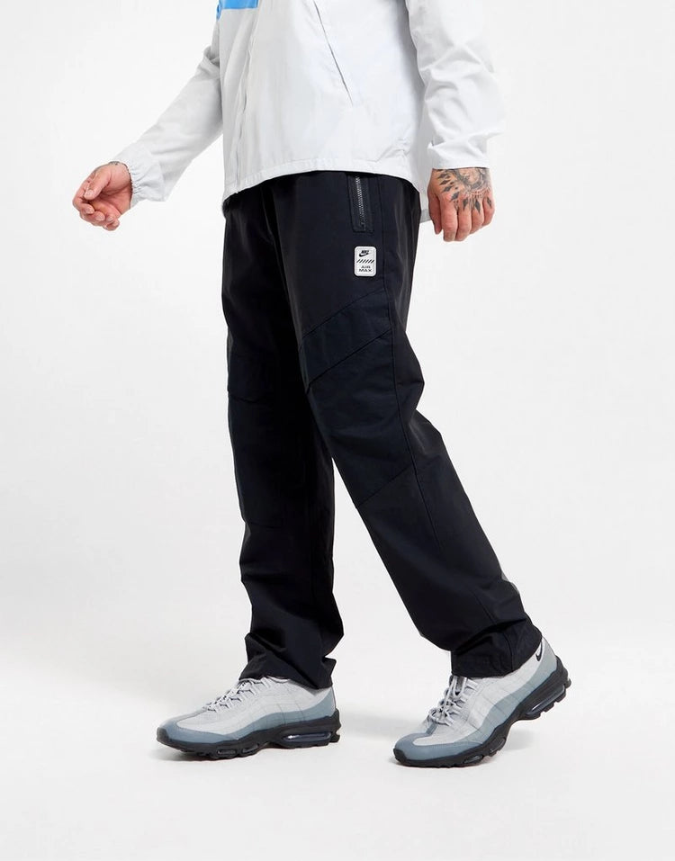 Nike Woven Cargo Pants (Black)