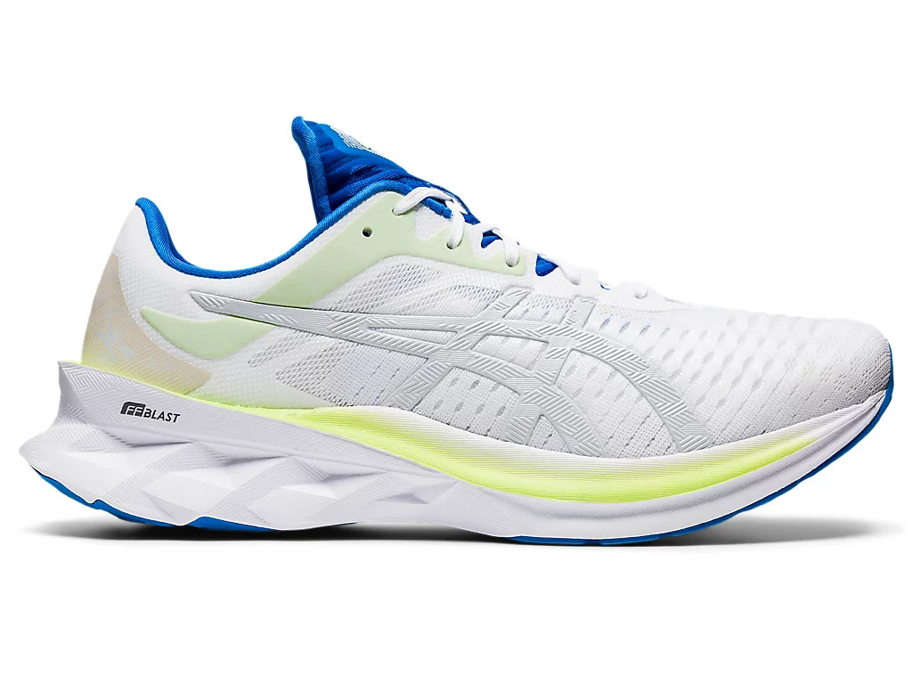 ASICS Novablast (White/Glacier Grey)