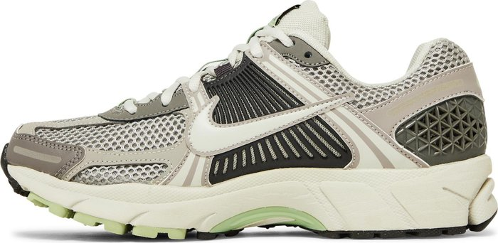 Nike Zoom Vomero 5 (Cobblestone)