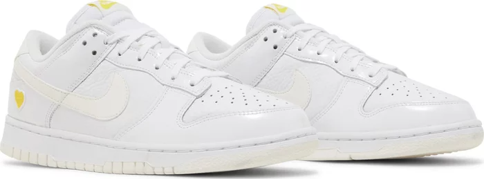 Nike Dunk Low (Valentine Day Yellow Heart)