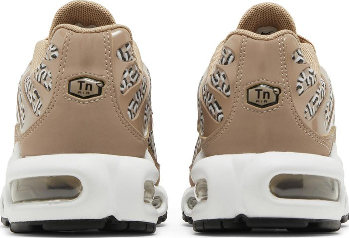 Nike Air Max Plus (United in Victory)