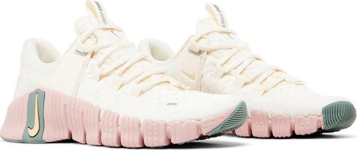 Nike Free Metcon 5 (Pale Ivory/Ice Peach)