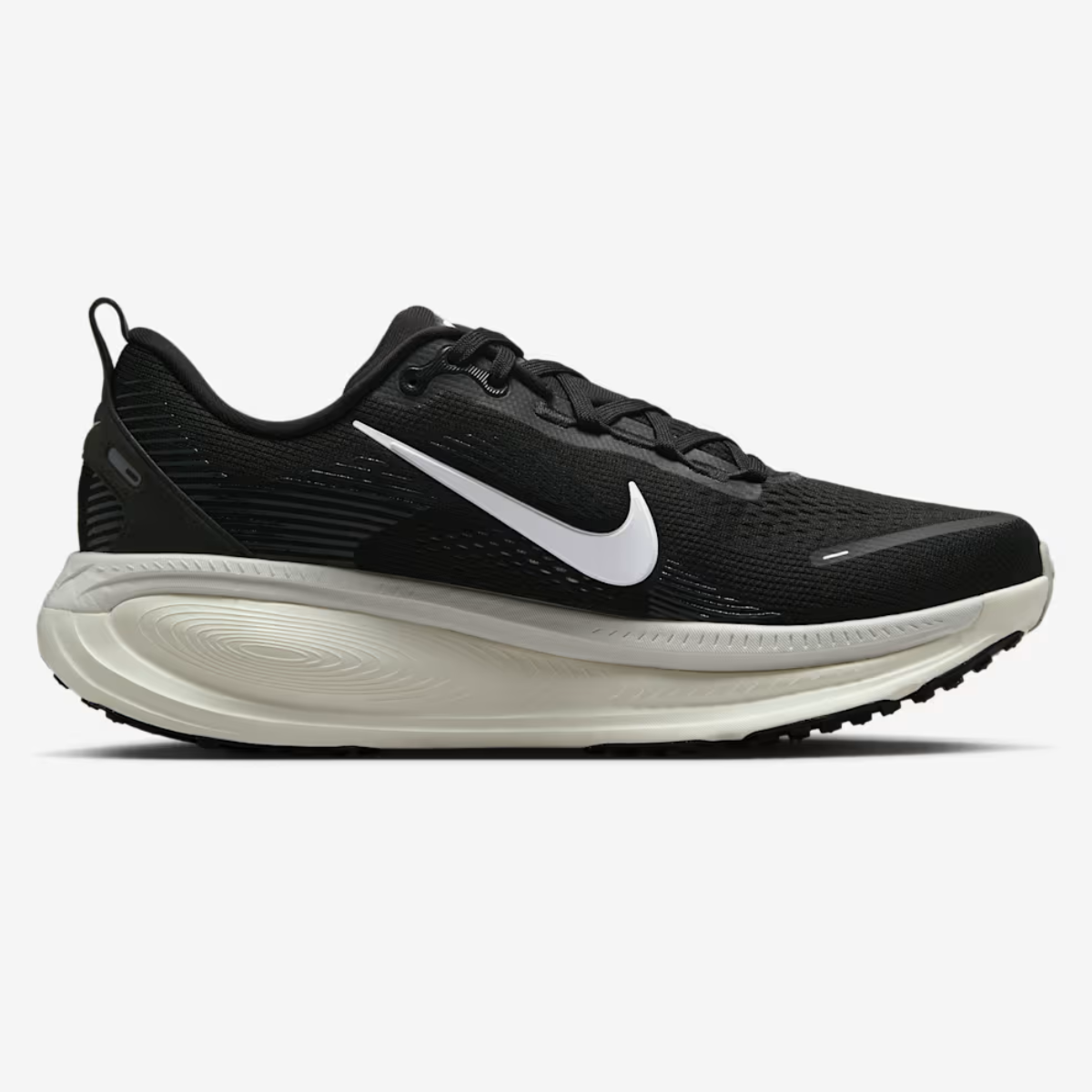 Nike Vomero 18 (Black/Summit White)
