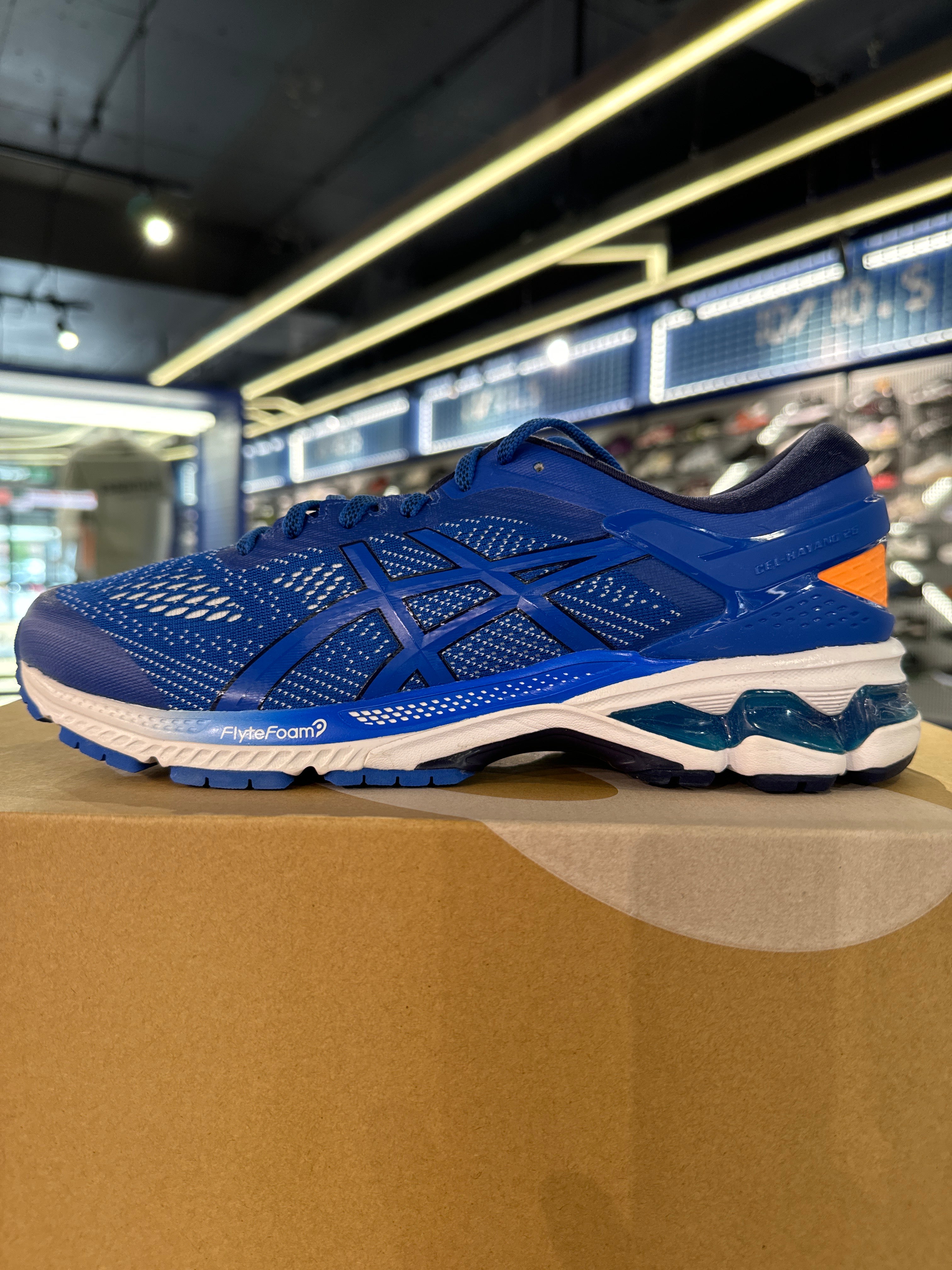 ASICS GEL-Kayano 26 SAMPLE (Tuna Blue/Orange)