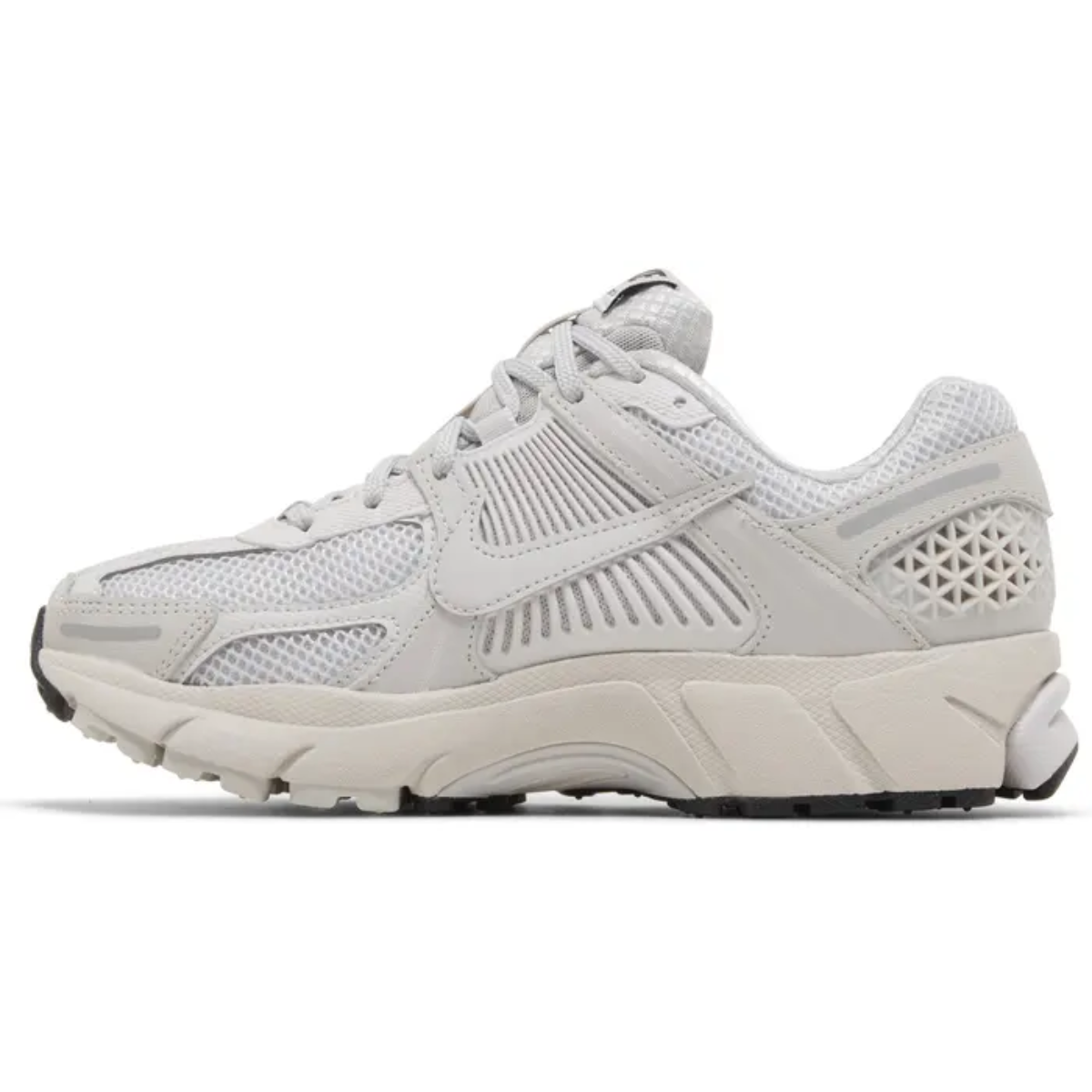 Nike Zoom Vomero 5 (White/Vast Grey)