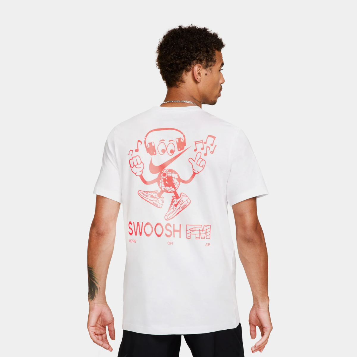 Nike Mens NSW Swoosh FM T-Shirt (White/Orange)