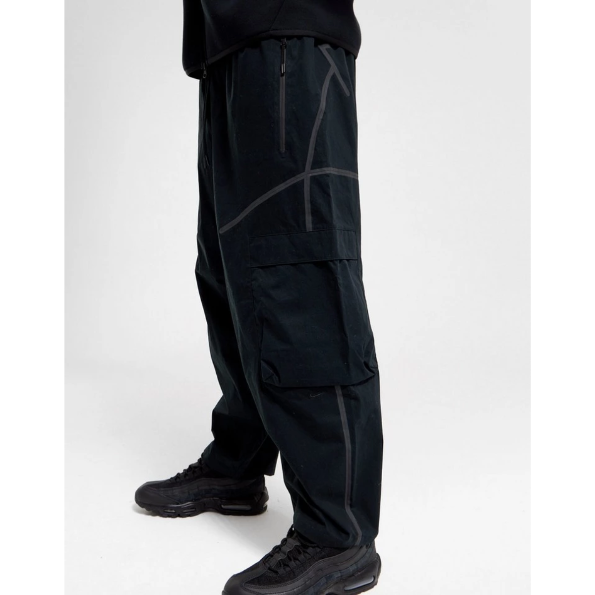 Nike Mens Tech Cargo Pants (Black)