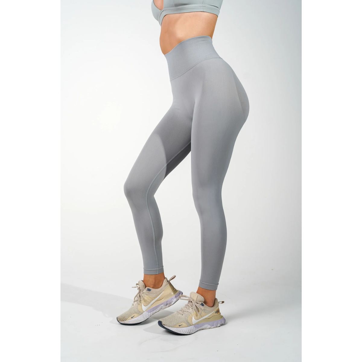 KEEPTHATPUMP Core Scrunch Leggings (Light Grey)