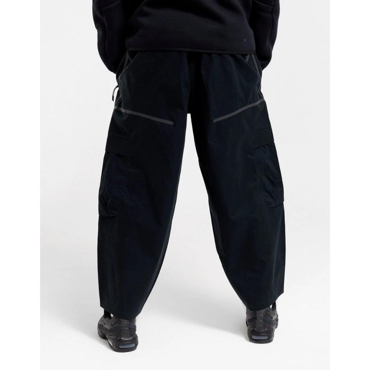 Nike Mens Tech Cargo Pants (Black)