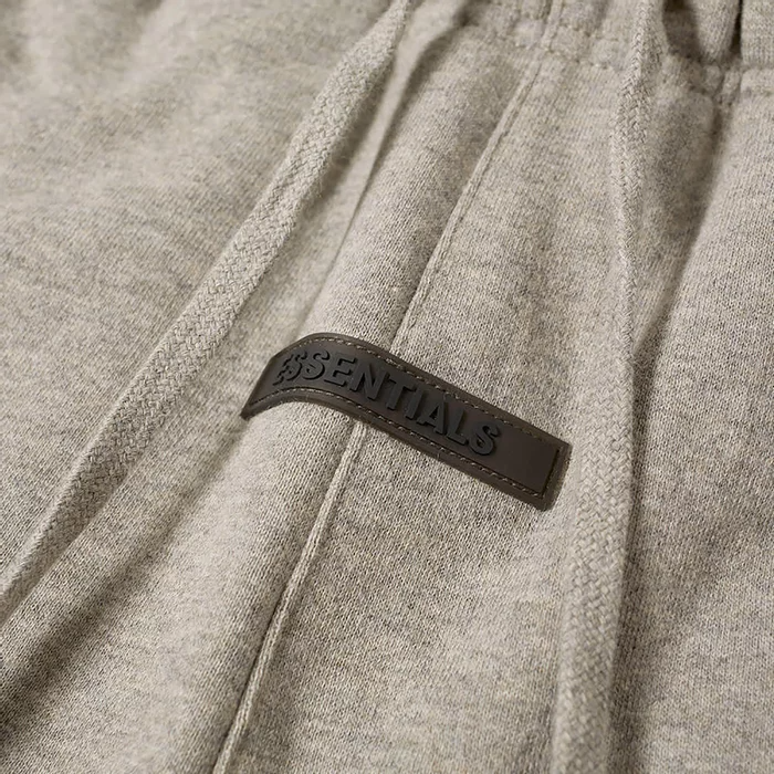 Fear of God Essentials Shorts (Dark Oatmeal)