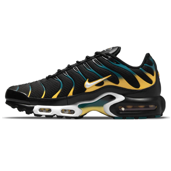 Nike Air Max Plus (Black/University Gold)