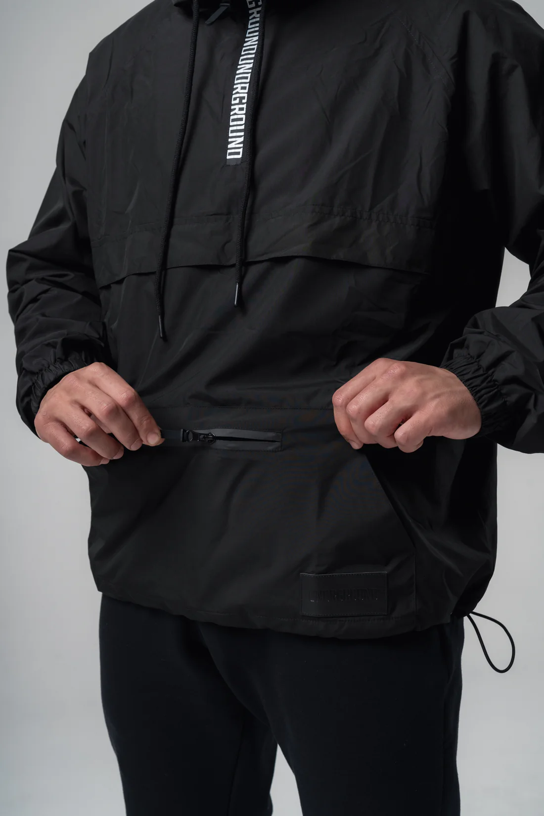 Undrground Lightweight Pull Over Half Zip (Black)