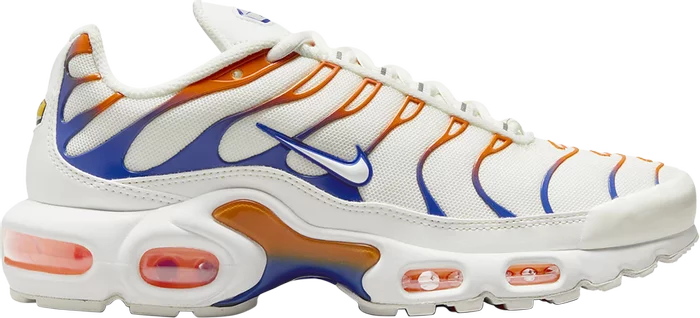 Air max plus hot sale blue and white