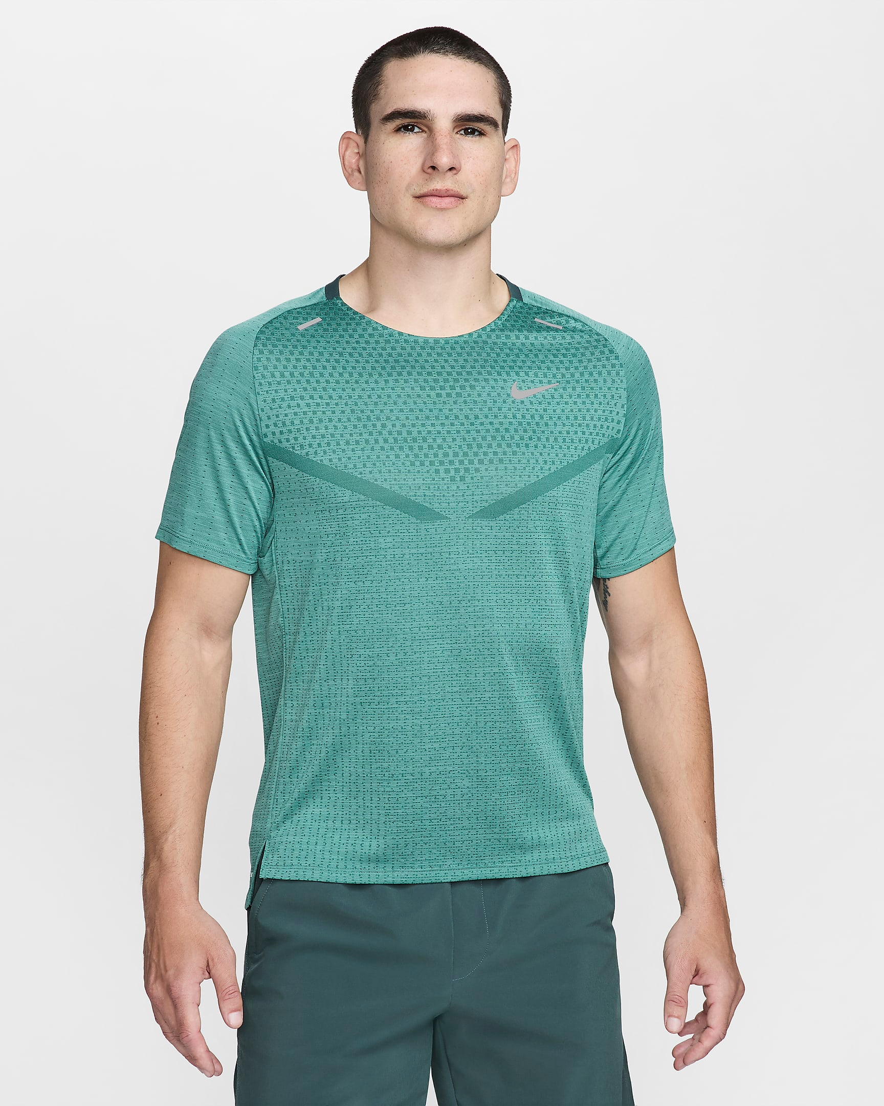 Men's Nike Dri-FIT ADV Short-sleeve Running Top (Vintage Green)