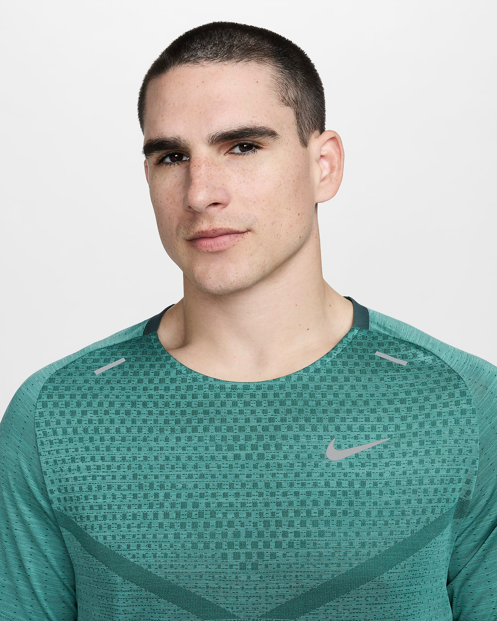 Men's Nike Dri-FIT ADV Short-sleeve Running Top (Vintage Green)