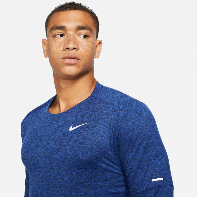 Nike Mens DRI-FIT Element Crew Top (Obsidian/Game Royal)