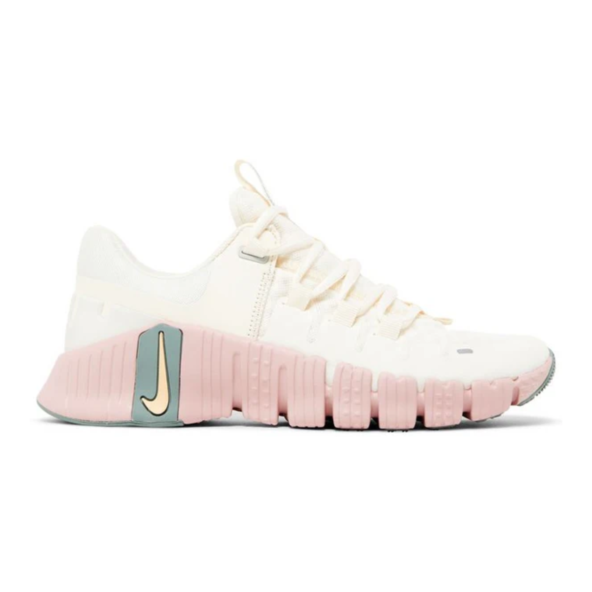 Nike Free Metcon 5 (Pale Ivory/Ice Peach)