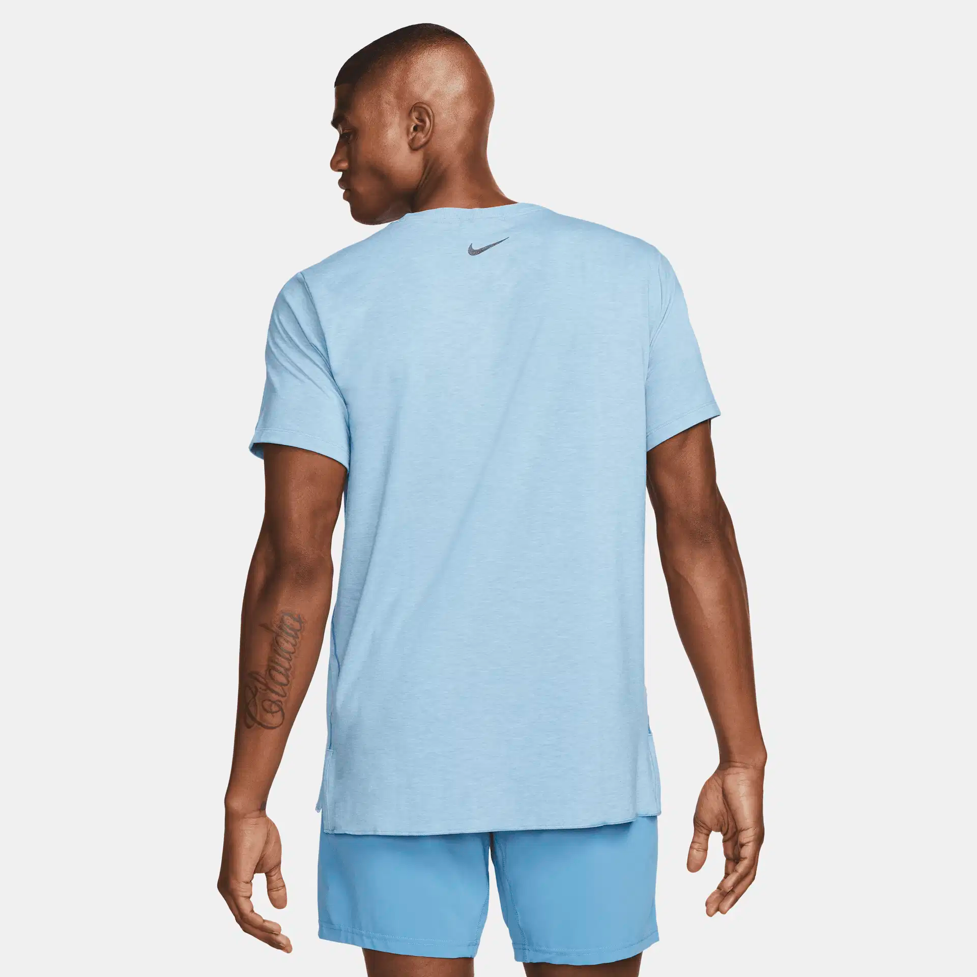 Nike Yoga Dri-Fit Miler T-Shirt (Light Blue)